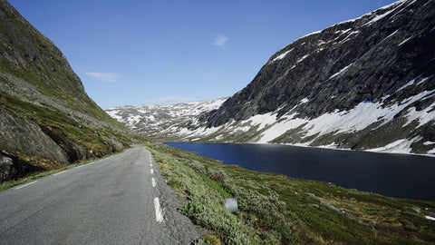 Scenic Bus Tour from Olden to Geiranger