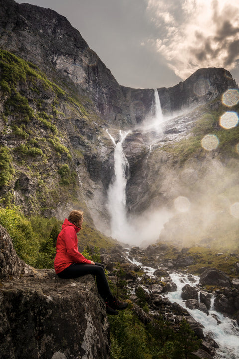 Bus Tour along Fjords & Lakes to Eikesdalsvatnet