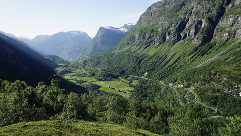Scenic Bus Tour from Olden to Geiranger