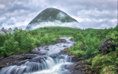 Grand fjord tour with fruit farm visit and waterfall stroll